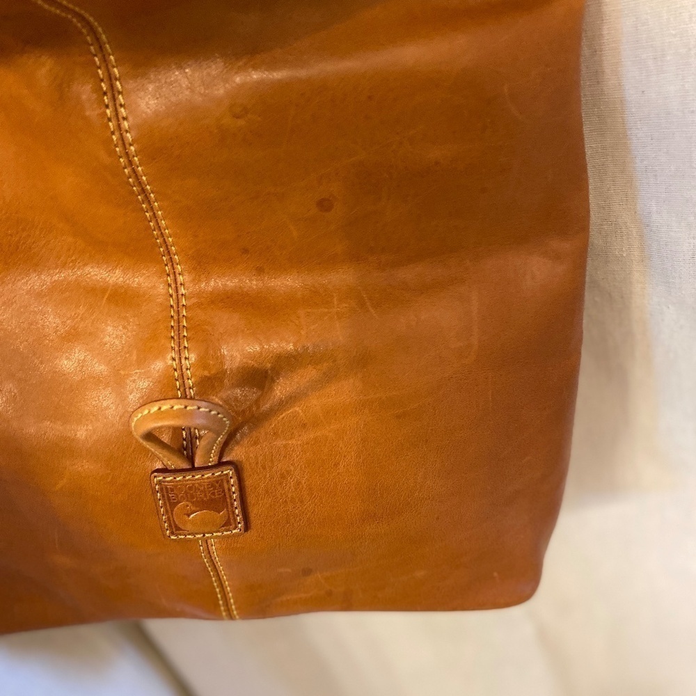 Dooney & Bourke Florentine Toggle Crossbody with COA EUC - Picture 10 of 14